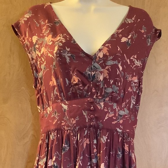 Roxy Dresses & Skirts - EUC  Roxy Mauve Floral Open Back Dress  Size:  Small